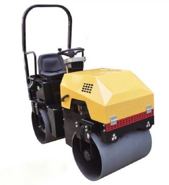 點(diǎn)擊查看詳細(xì)信息<br>標(biāo)題：1.5T(噸)液壓壓路機(jī) 閱讀次數(shù)：3716